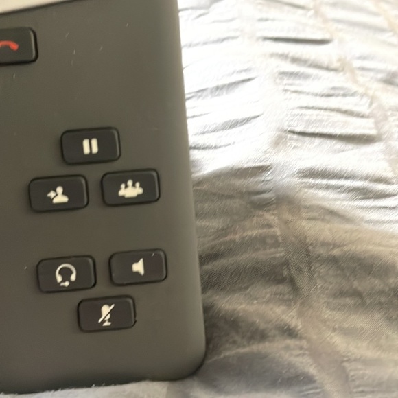 Cisco CP-8865 IP Phone- LIke new-still has plasti on screen - Picture 9 of 12